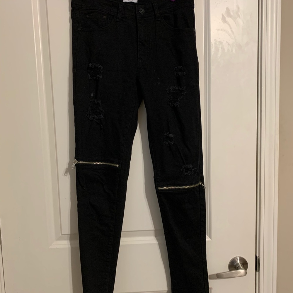 Black Jeans with Zippers